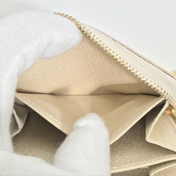 ✨️Authentic Louis Vuitton Zippy Small Damier Azur - Picture 12 of 13